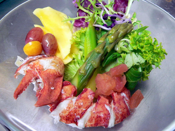 Salat von frischem Hummer