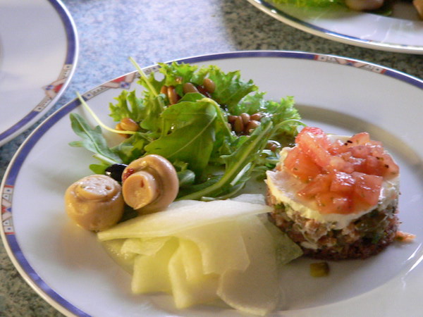 Salat Rucola mit Lachstatar
